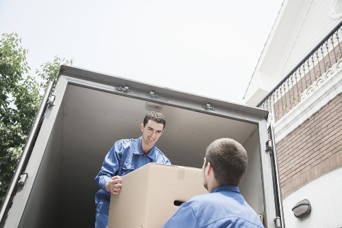 Residential and commercial same-day removals service in Watford